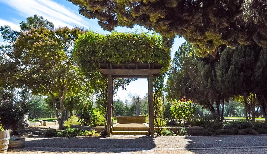 A photo of Elk Grove Cemetery
